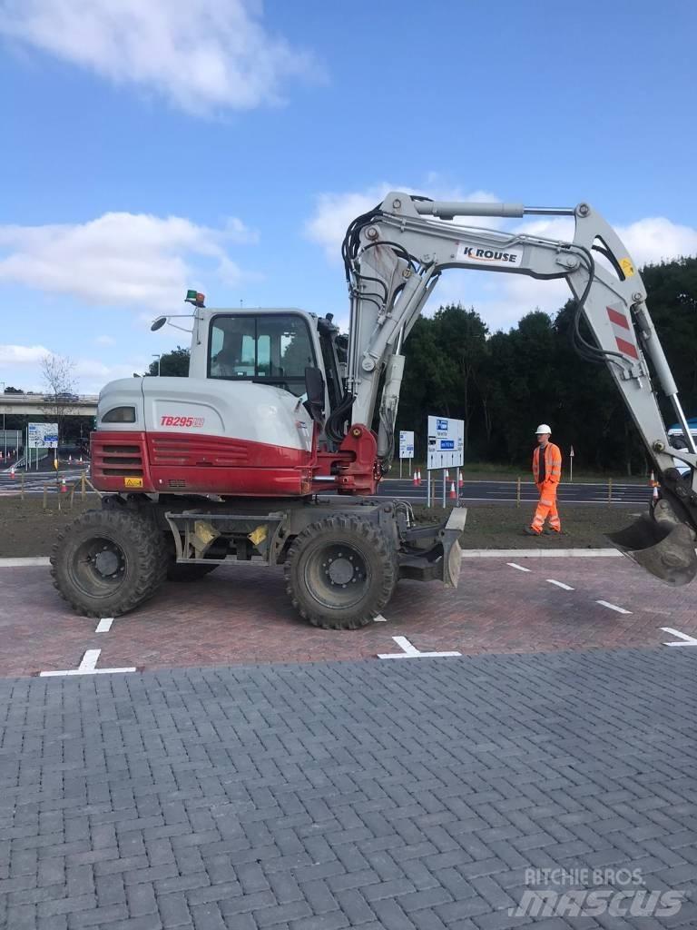 Takeuchi TB295W Koparki kołowe