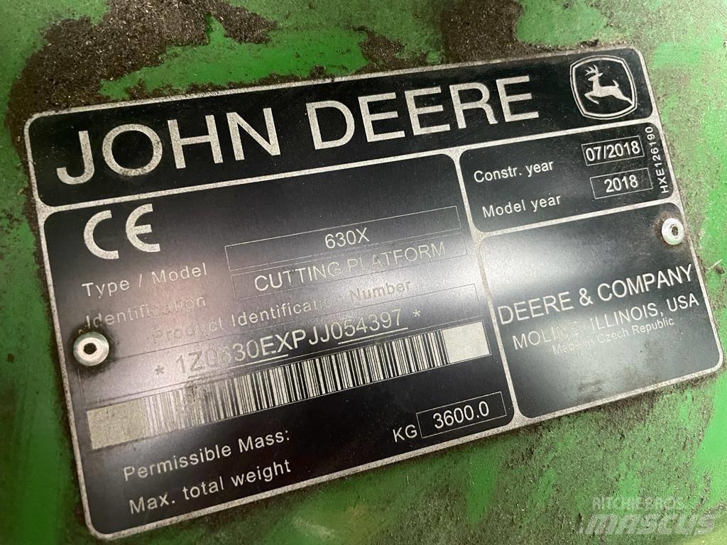 John Deere 630x Akcesoria do kombajnów zbożowych