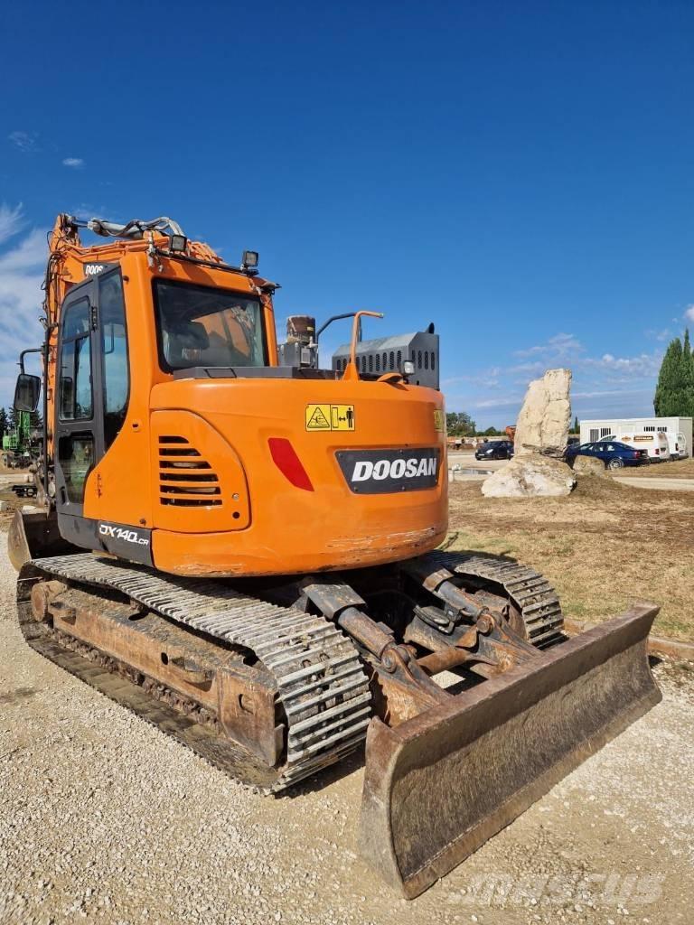 Doosan DX 140 LCR Koparki gąsienicowe