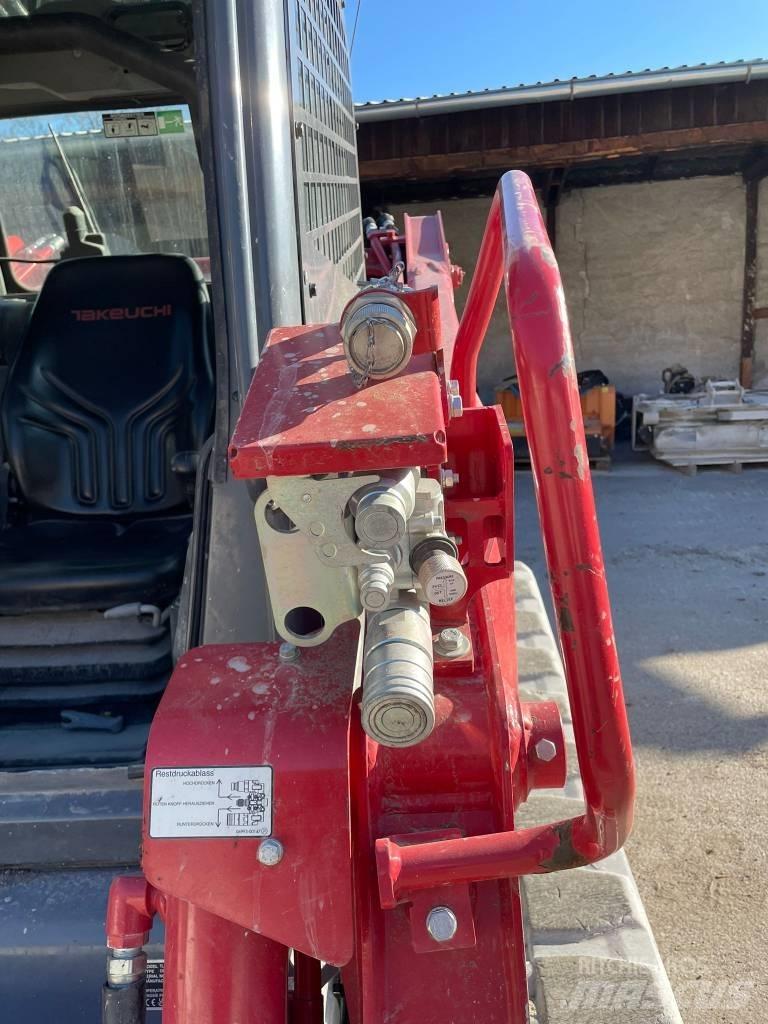 Takeuchi TL12 Ładowarki burtowe