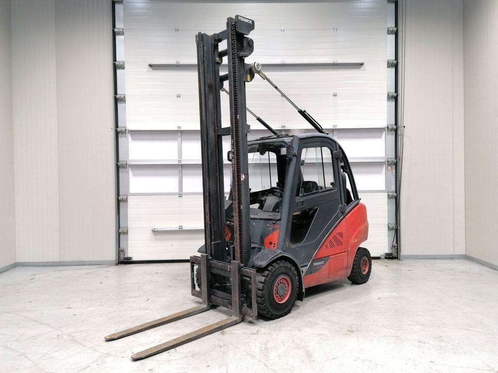 Linde H30T-02 Wózki LPG