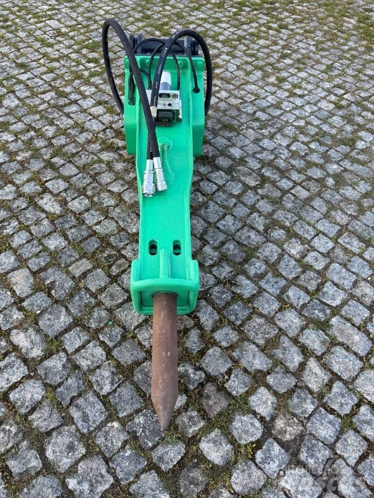 Montabert 300 Młoty hydrauliczne
