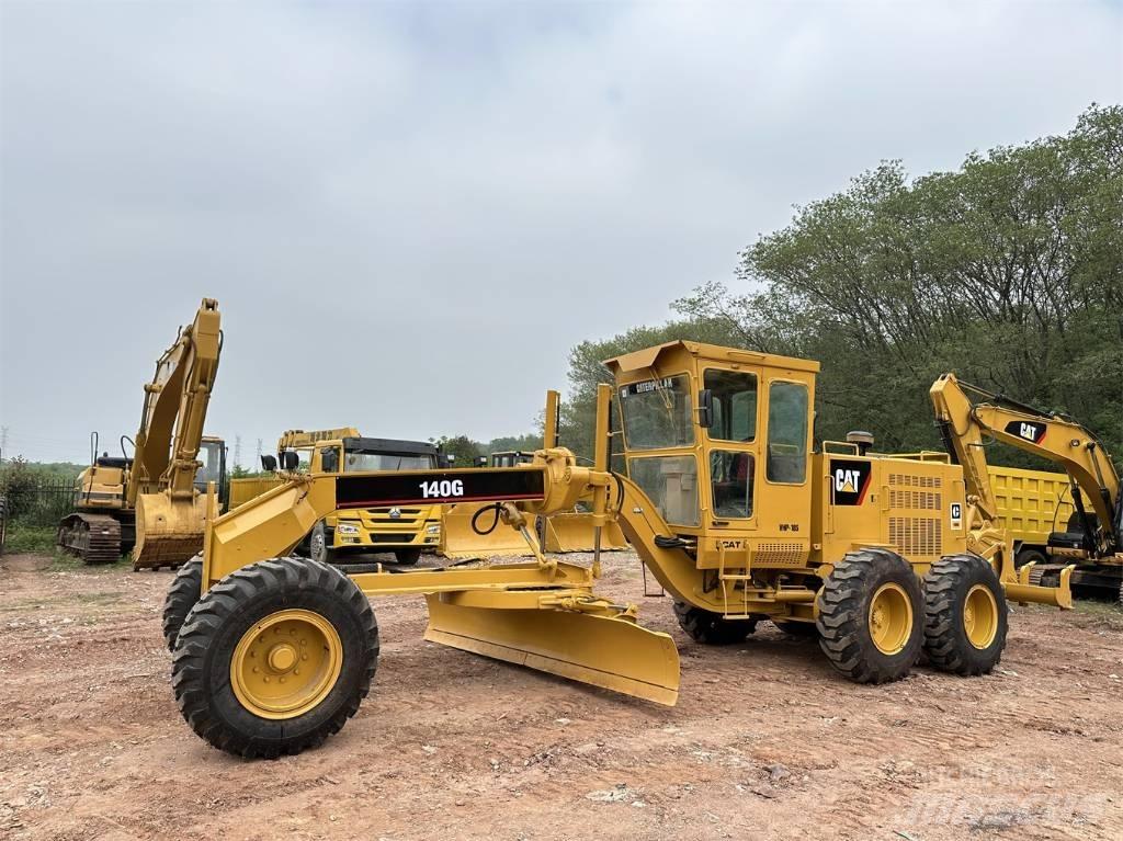 CAT 140G Równiarki