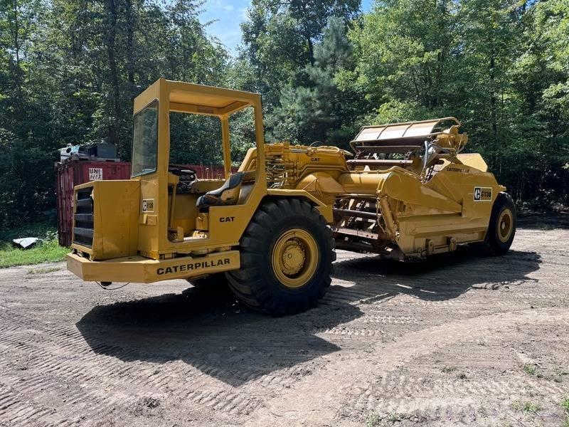 CAT 613 B Skrobaki