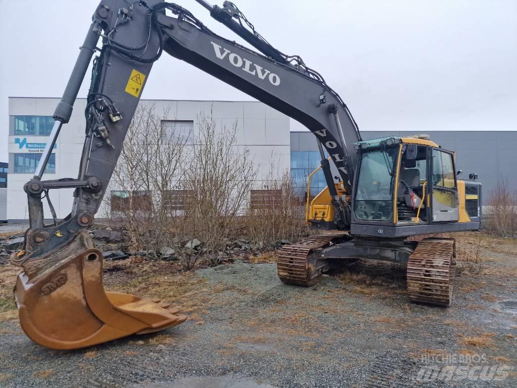 Volvo 220E Koparki gąsienicowe