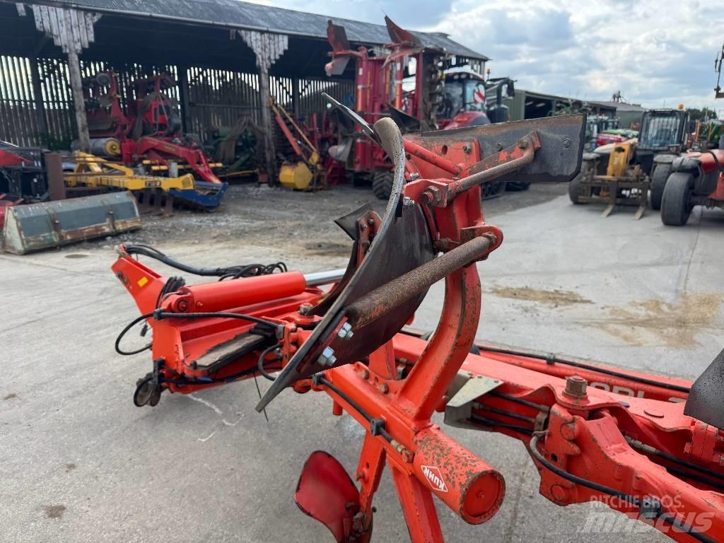 Kuhn VT 1180 M6H Pługi obrotowe