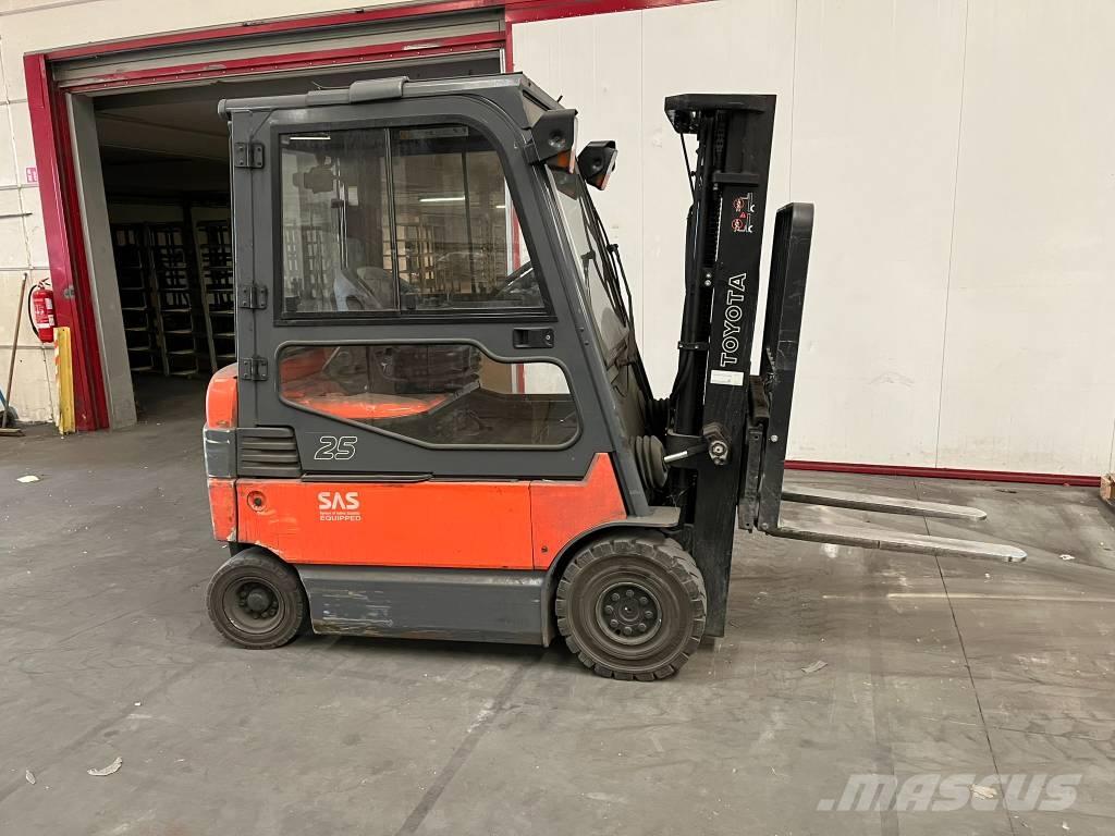 Toyota 7 FBMF 25 Wózki elektryczne