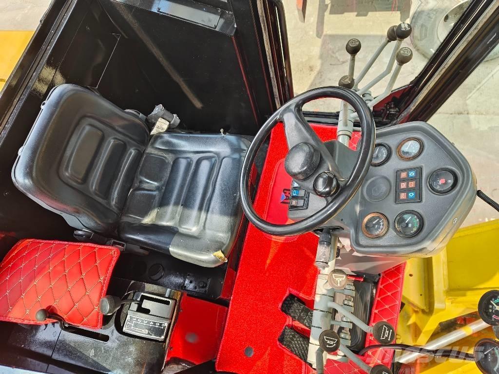 CAT 140 H Równiarki