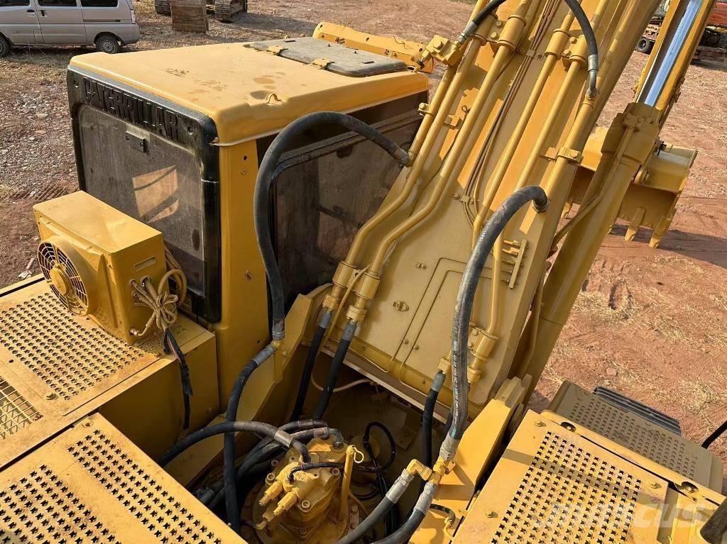 CAT 330B Koparki gąsienicowe