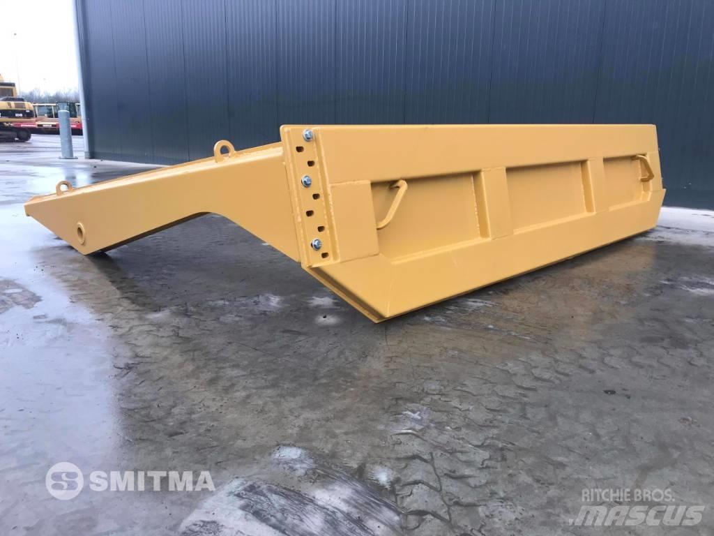CAT 735B Skrzynie ładunkowe