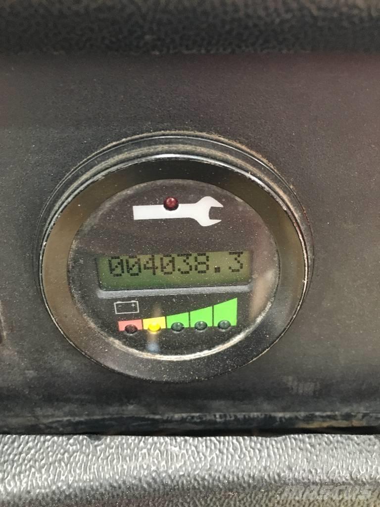 Hyster R30XMF2 Wózki kompletacyjne wysoko unoszące
