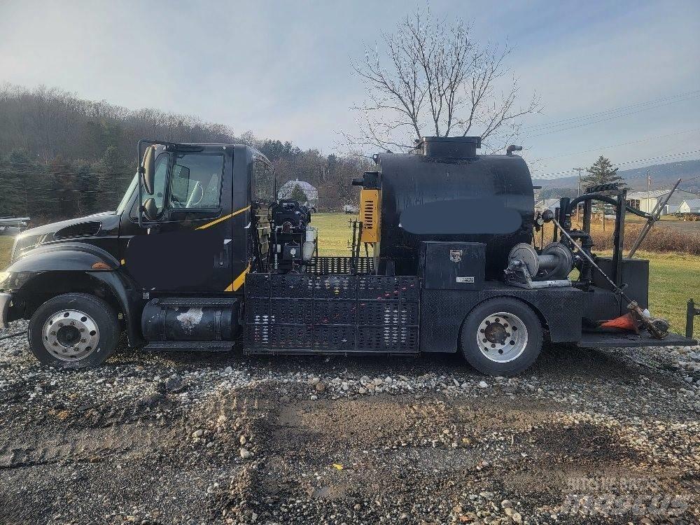 International 4300 Inne