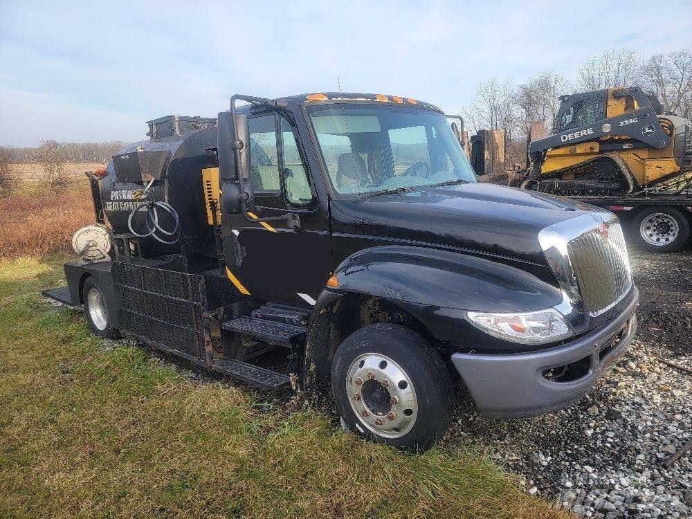 International 4300 Inne