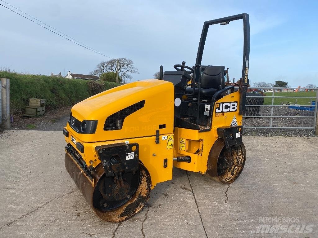 JCB VMT 260-120 Walce dwubębnowe