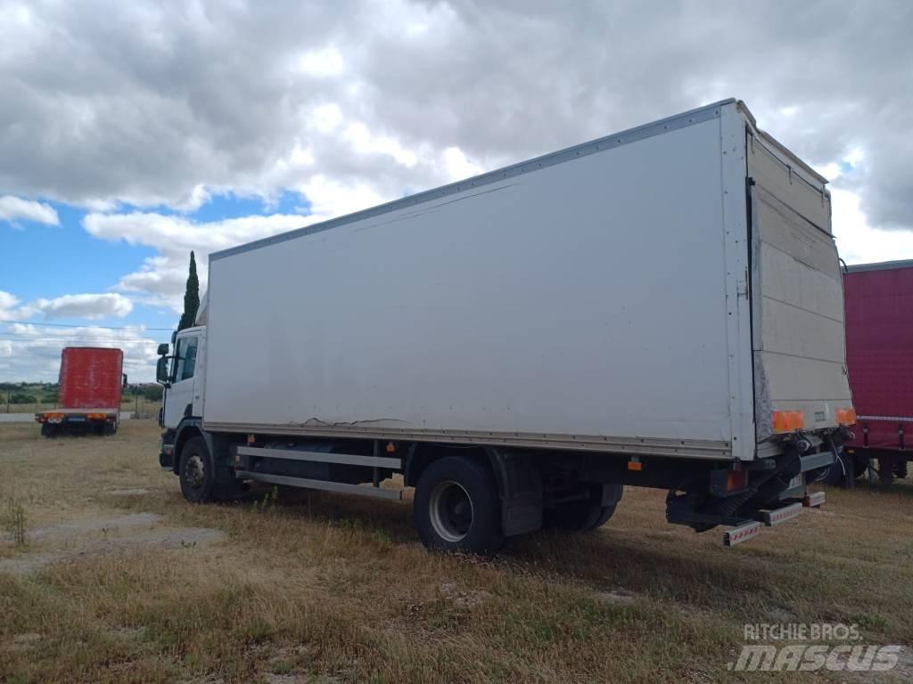 Scania P260 Samochody ciężarowe ze skrzynią zamkniętą
