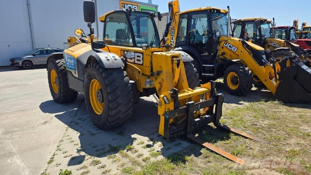 JCB 560-80 Agri Plus Teleskopowe ładowarki kołowe