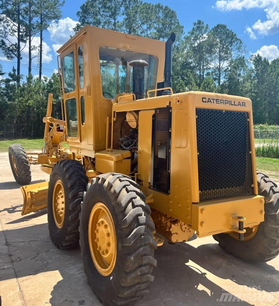 CAT 120 G Równiarki