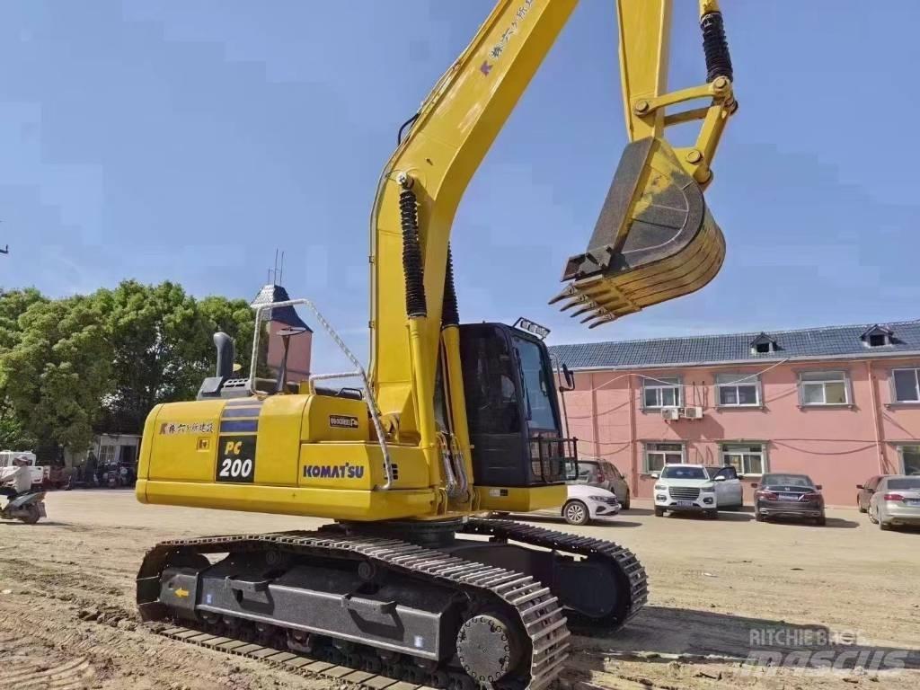 Komatsu PC 200-8 Koparki gąsienicowe