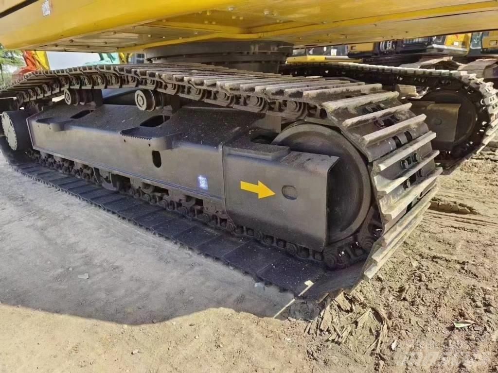Komatsu PC 200-8 Koparki gąsienicowe