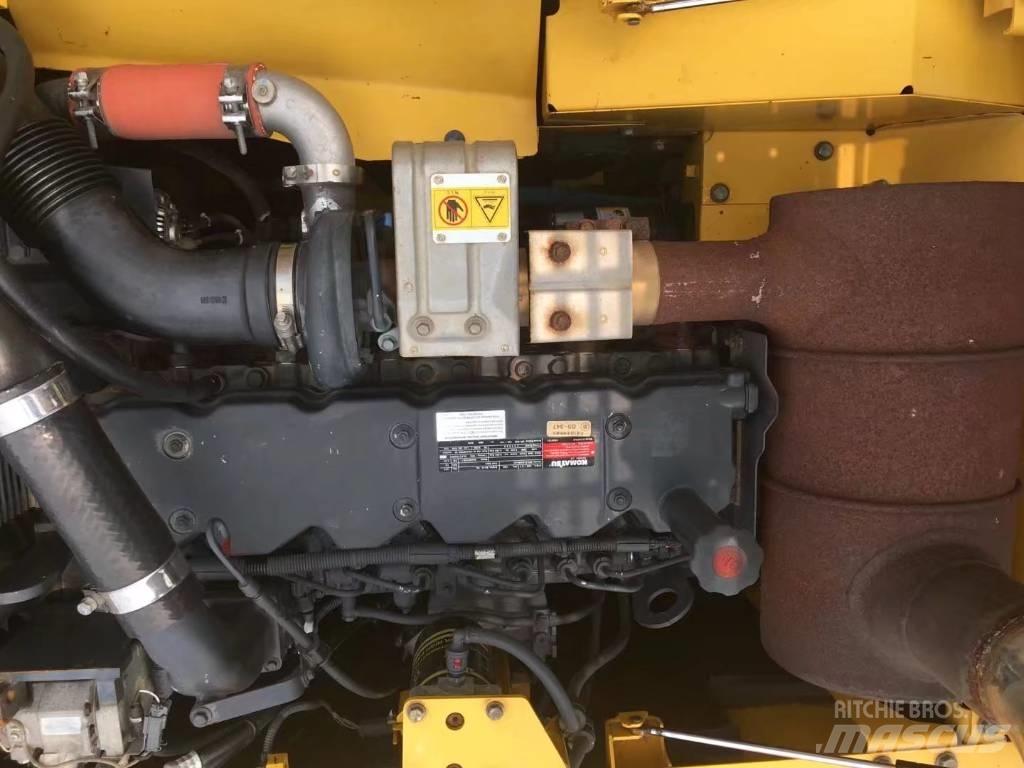 Komatsu pc200-8 Koparki gąsienicowe