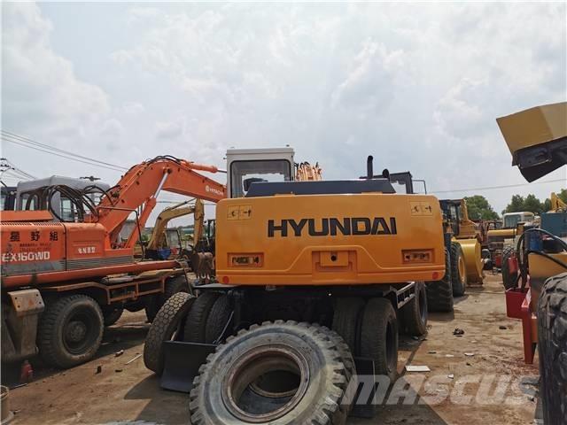 Hyundai R130WD Koparki gąsienicowe