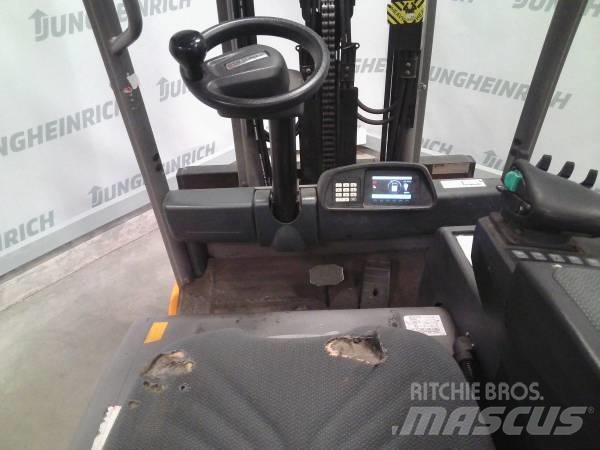 Jungheinrich EFG 320 Wózki elektryczne