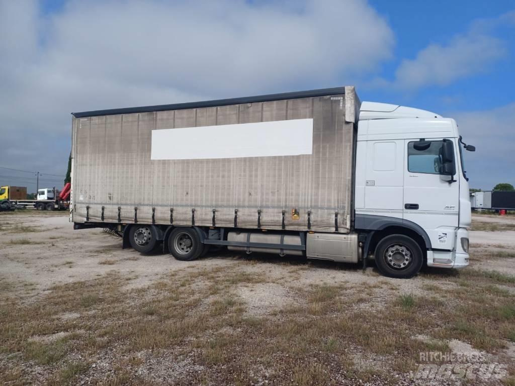 DAF XF 440 Ciężarówki firanki