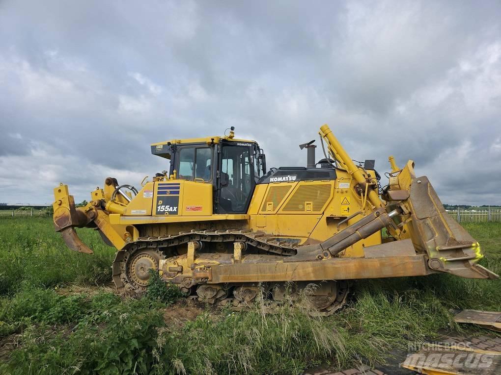Komatsu D155AX-8 Spycharki gąsienicowe