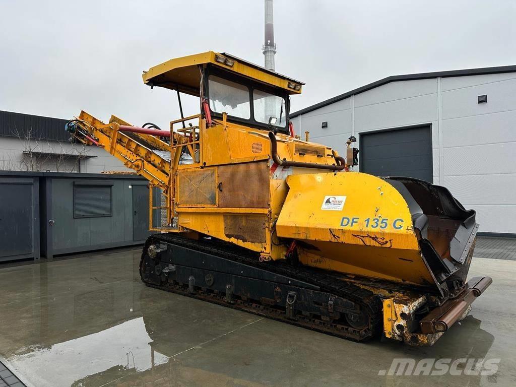 Demag DF 135 C Rozściełacze do asfaltu