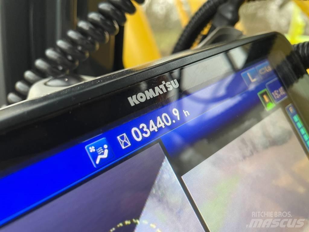 Komatsu PC 138 Koparki z długim ramieniem