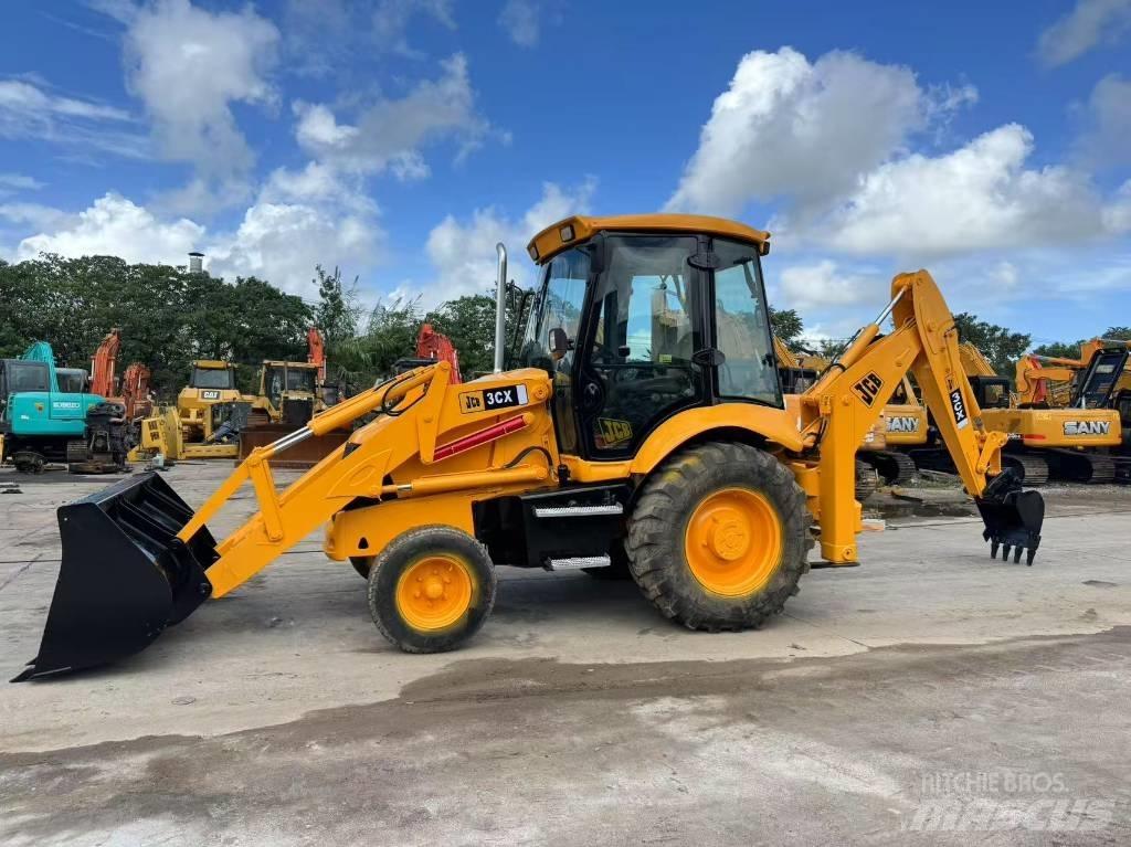 JCB 3 CX Koparko-ładowarki