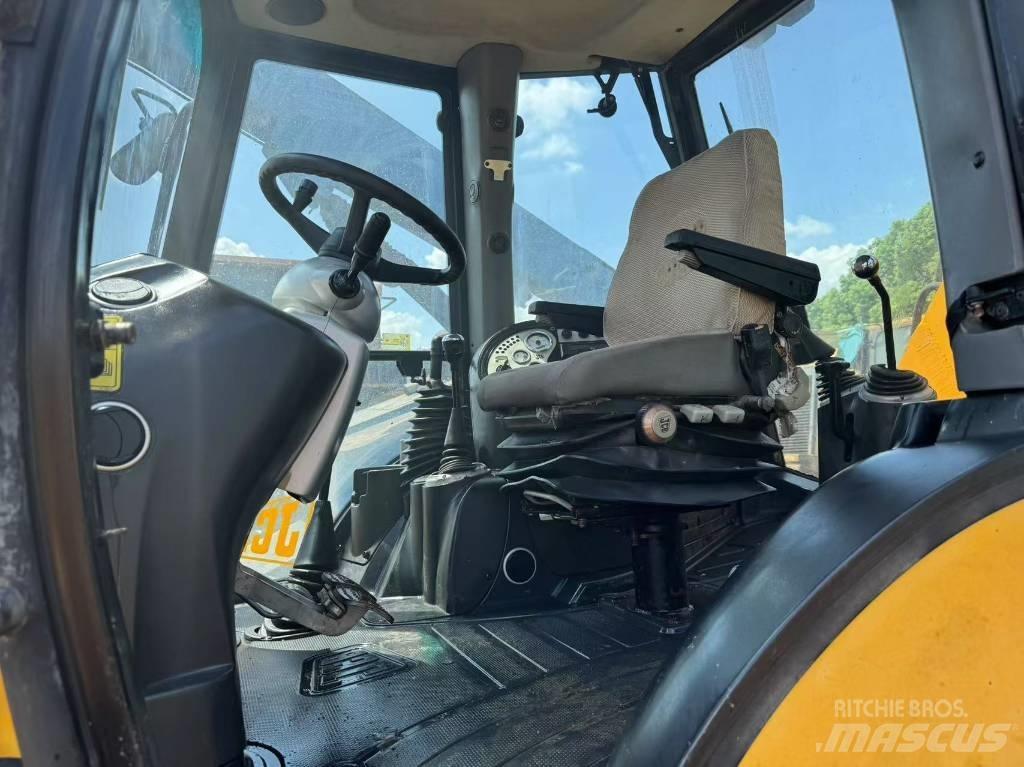 JCB 3 CX Koparko-ładowarki