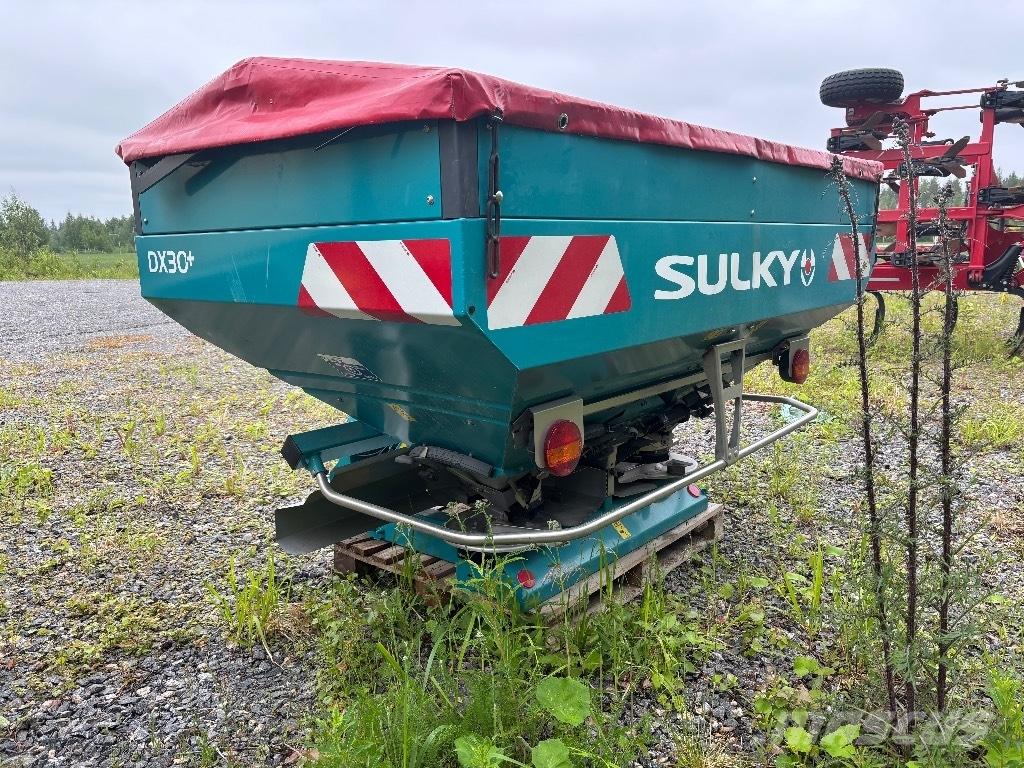 Sulky DX 30+ Rozrzutnik nawozów mineralnych