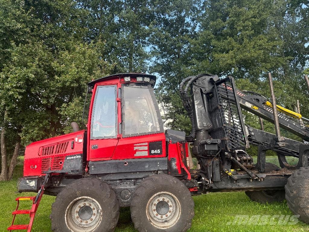 Komatsu 845 Forwardery