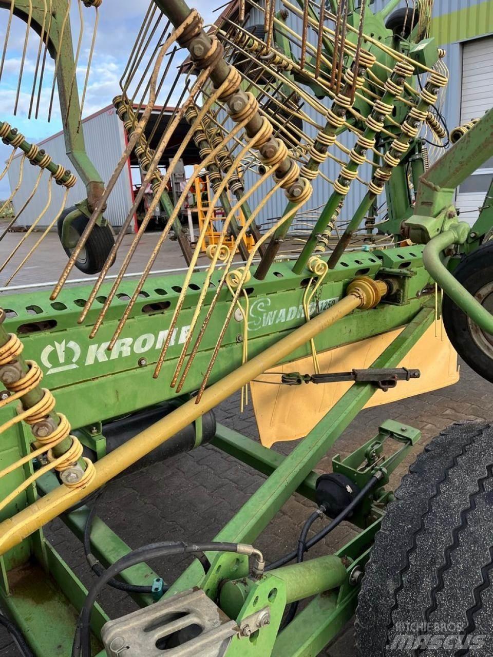 Krone Swadro 1250 Ciągnikowe żniwiarki pokosowe