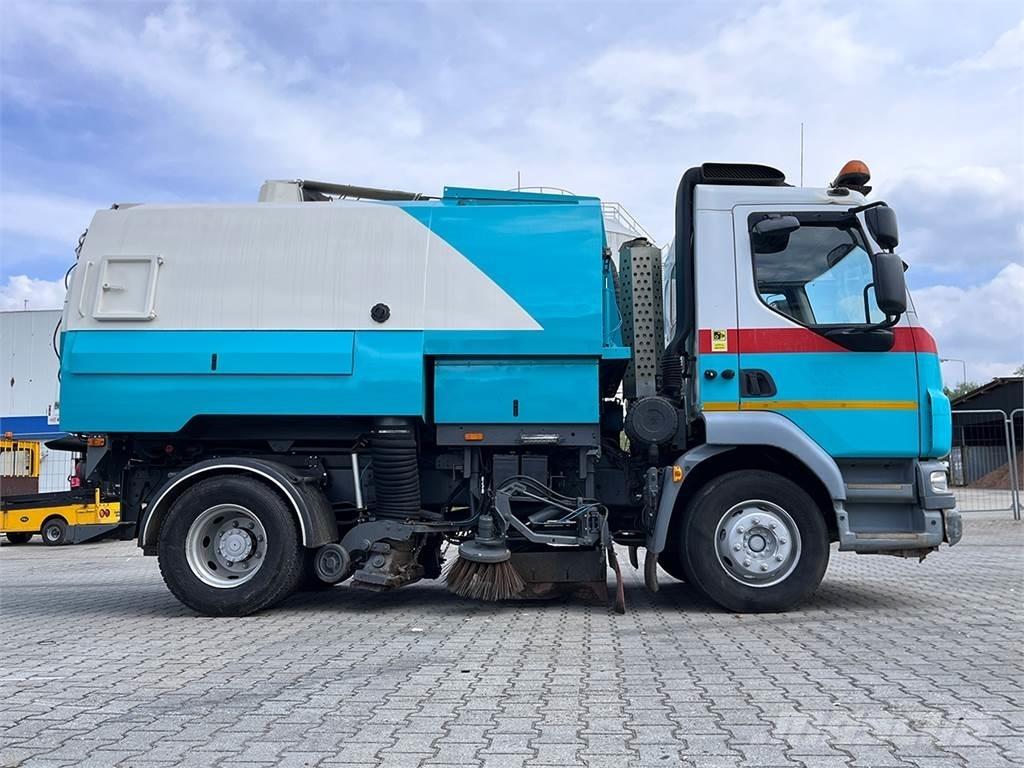 Johnston VT650 Zamiatarki - Zgarniarki - Odśnieżarki