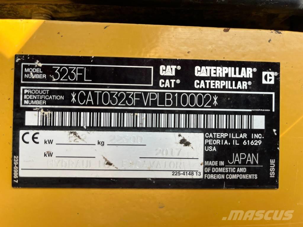 CAT 323 F L Koparki gąsienicowe