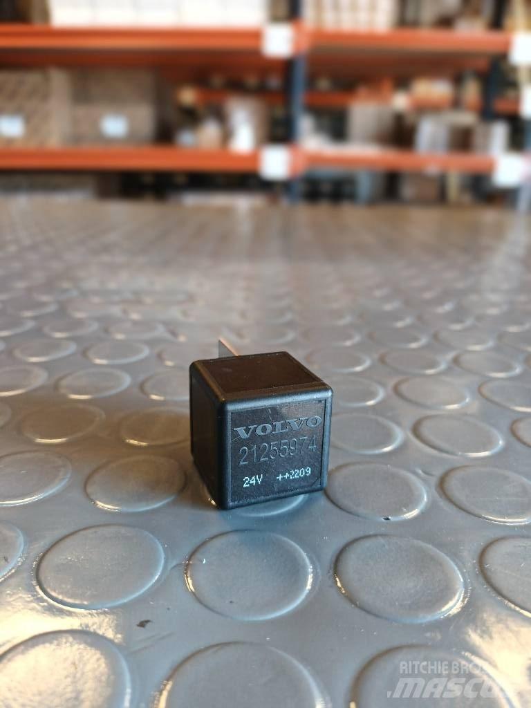 Volvo RELAY 21255974 Transport - Inne