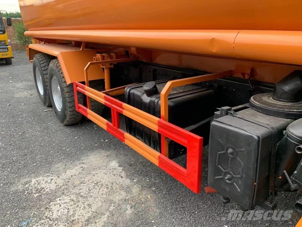 Shacman F3000 6X4 Polewaczki