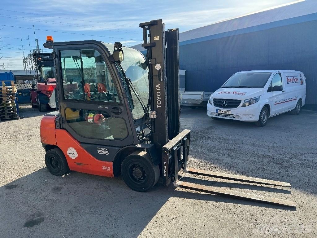 Toyota 52-8FDF25 Wózki Diesla