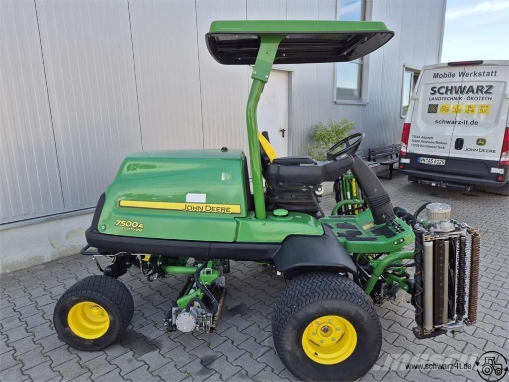 John Deere 7500A Wózki golfowe