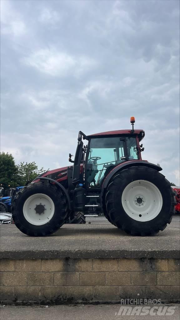 Valtra G 135 A Ciągniki rolnicze