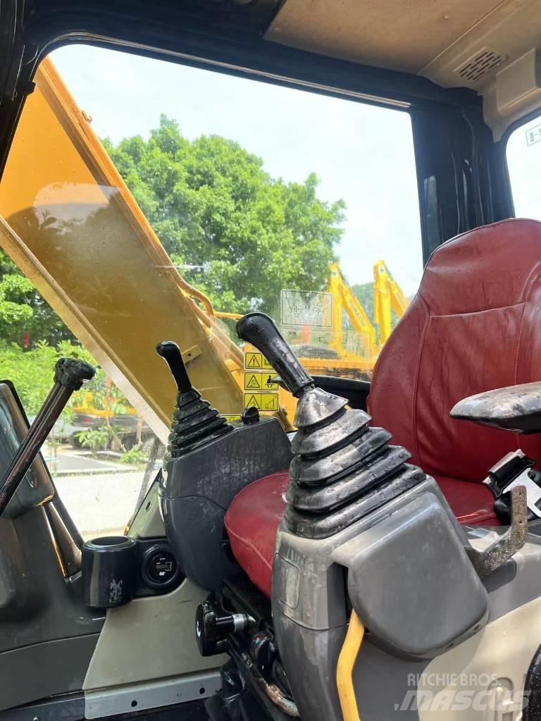 CAT 307 D Koparki gąsienicowe