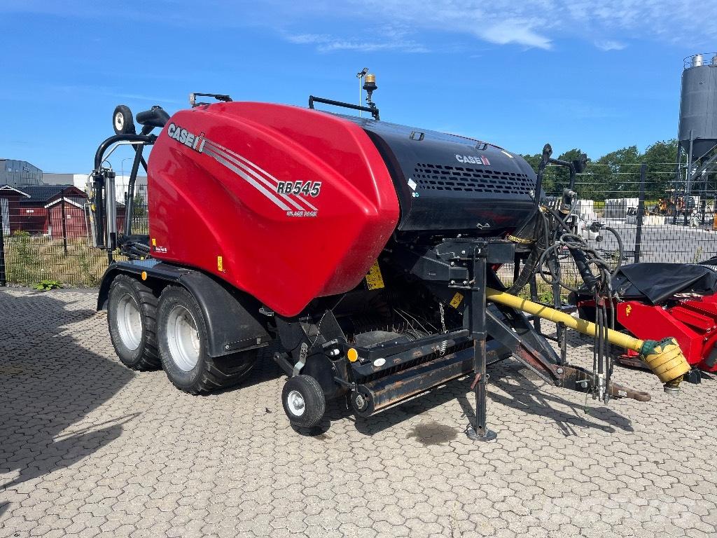 Case IH RB 545 Prasy zwijające