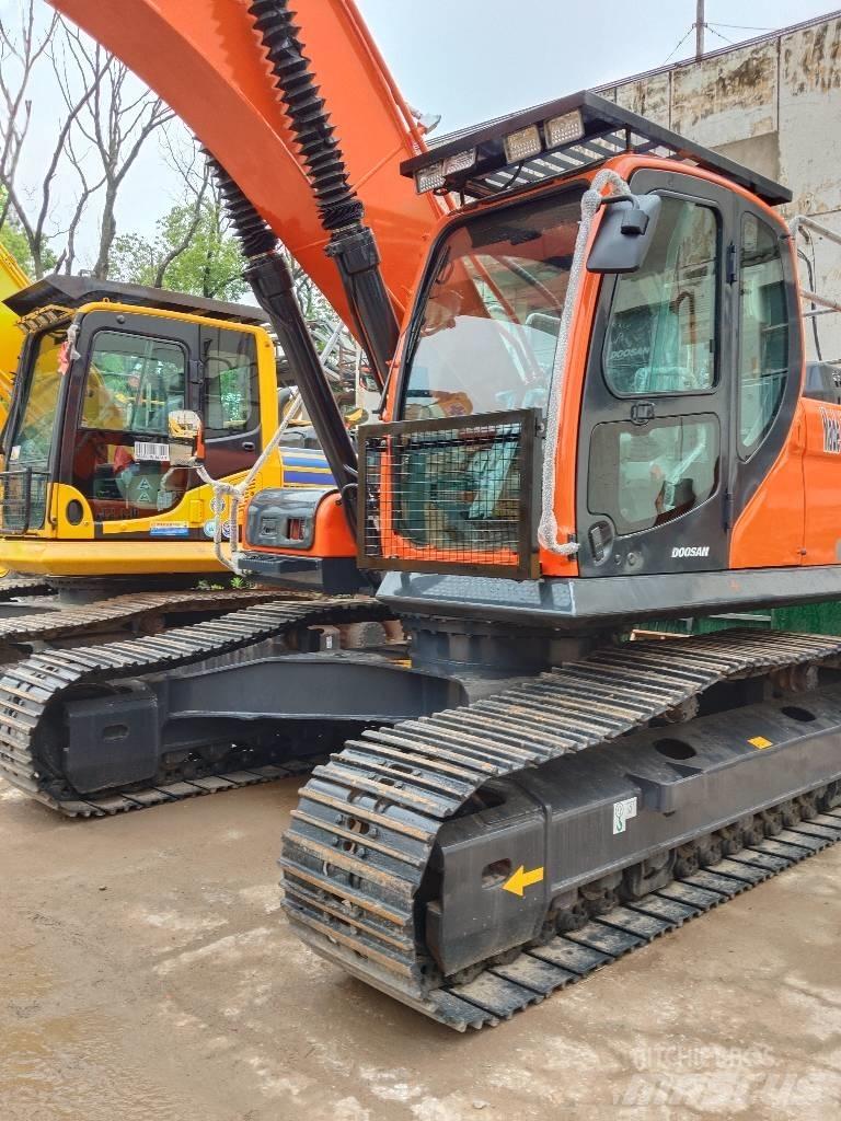 Doosan DX300 Koparki gąsienicowe