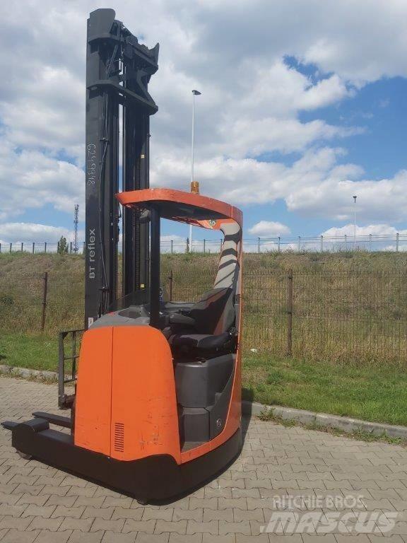 BT RR E 160 Wózki widłowe wysokiego składowania