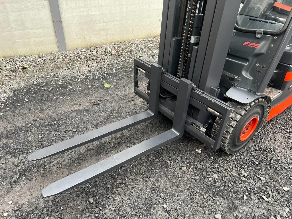 Linde E25-01 Wózki elektryczne