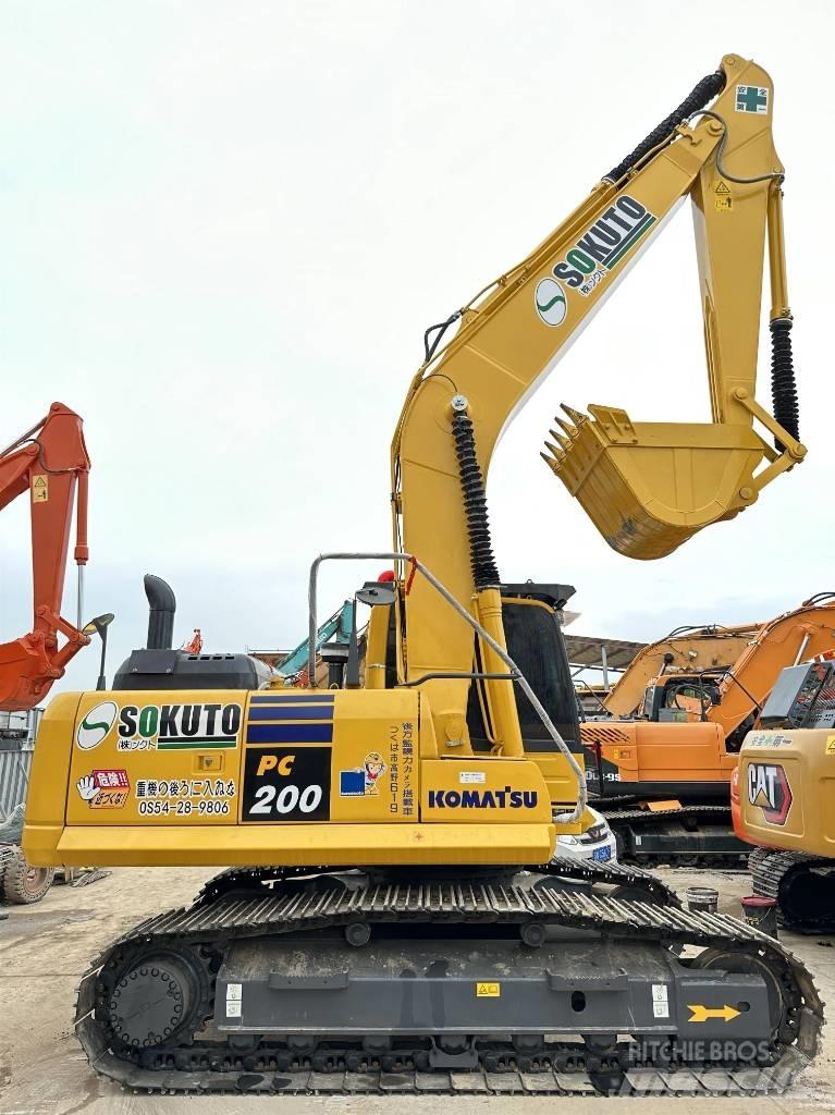 Komatsu PC200-8 Koparki gąsienicowe