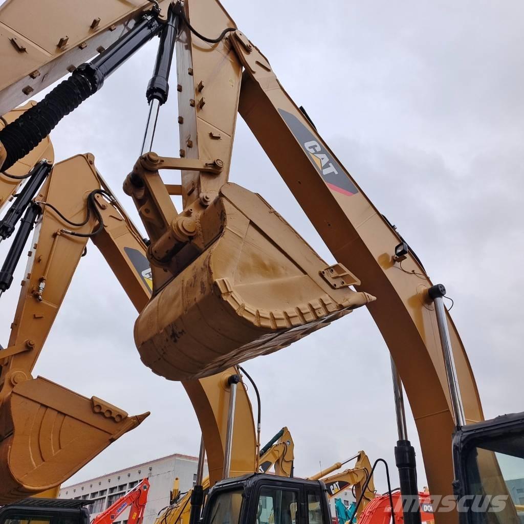 CAT 325 D Koparki gąsienicowe