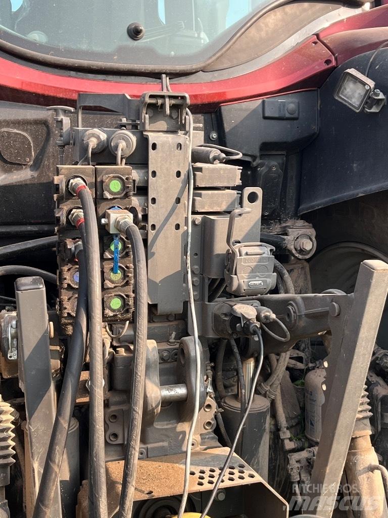 Valtra N155 Versu Ciągniki rolnicze